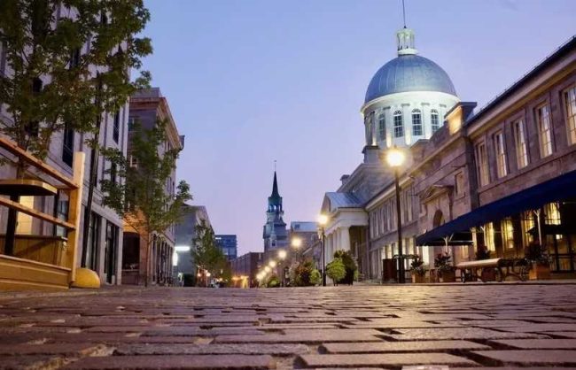 old-montreal-hotel